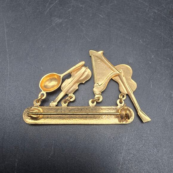 Vintage Venezuela Souvenir Brooch Musical Instrument Charms Gold Tone - Picture 6 of 6